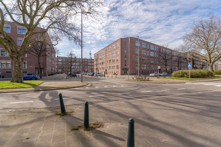 Foto 2 van Troelstrastraat 18-B