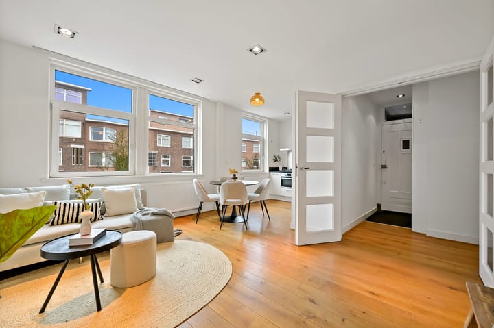 Foto 3 van Juliana van Stolberglaan 157