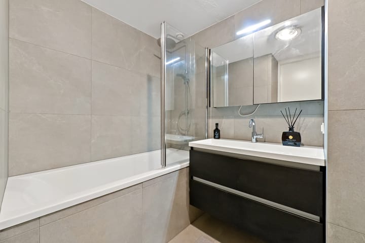 Photo 4 of Karel Doormanstraat 386-E