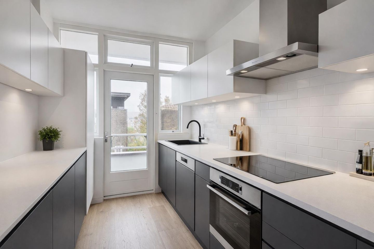 Photo 5 of Westzeedijk 186