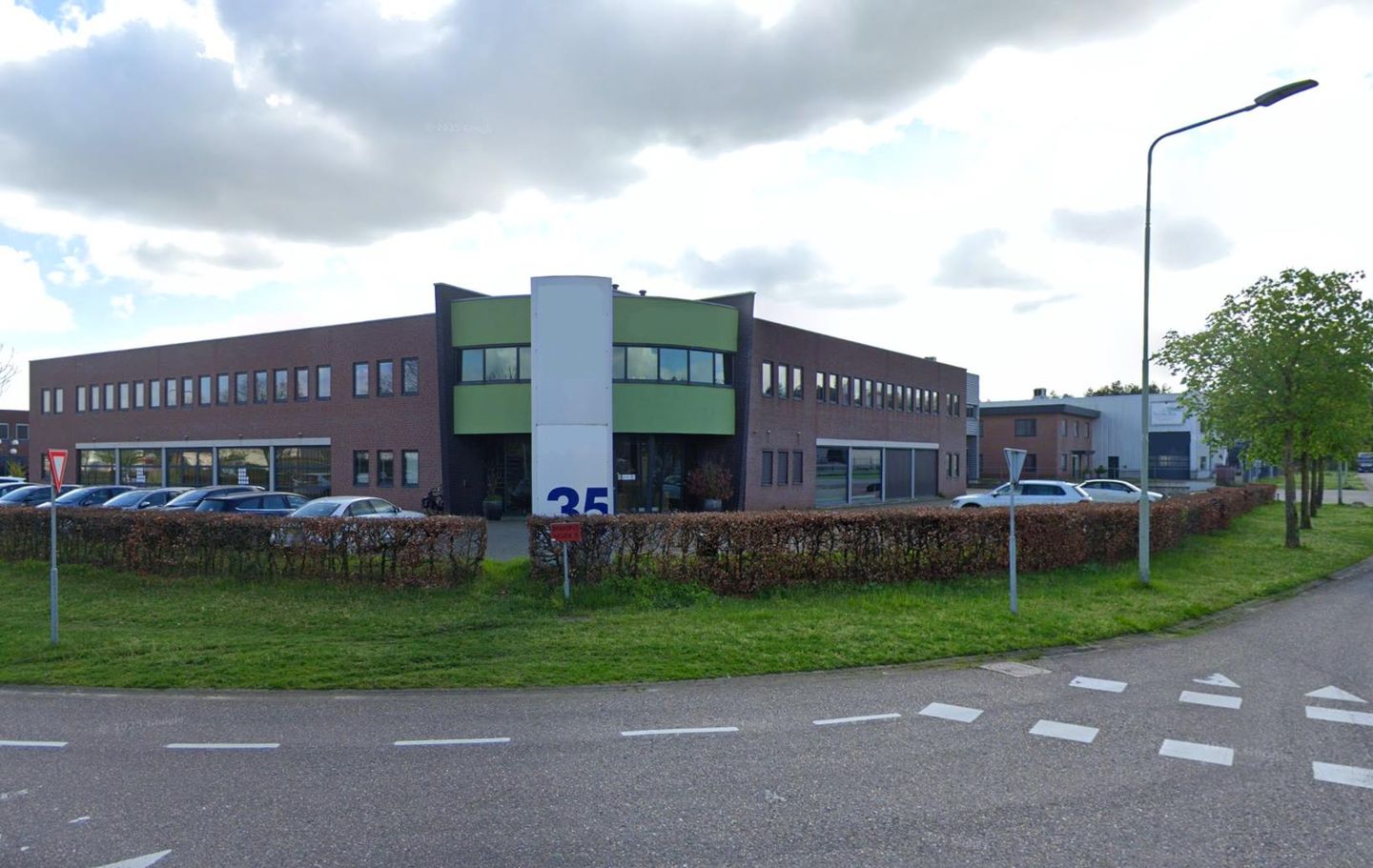 Bekijk foto 1 van De Grens 35