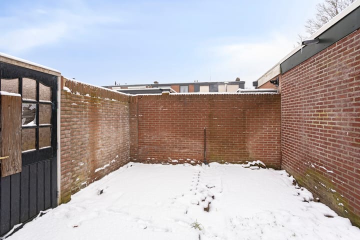 Foto 25 van U. E. Bruiningstraat 13