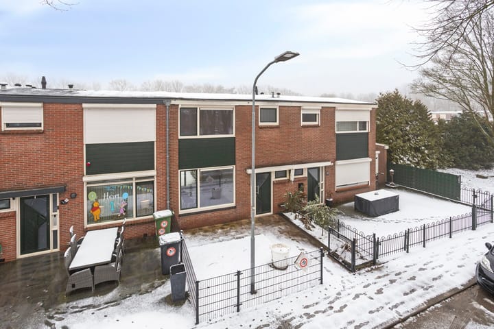 Foto 31 van U. E. Bruiningstraat 13