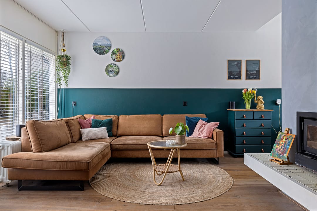 Photo 2 of Moezel 69