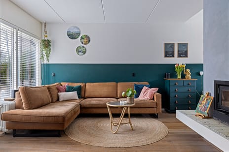 Moezel 69 secondary image