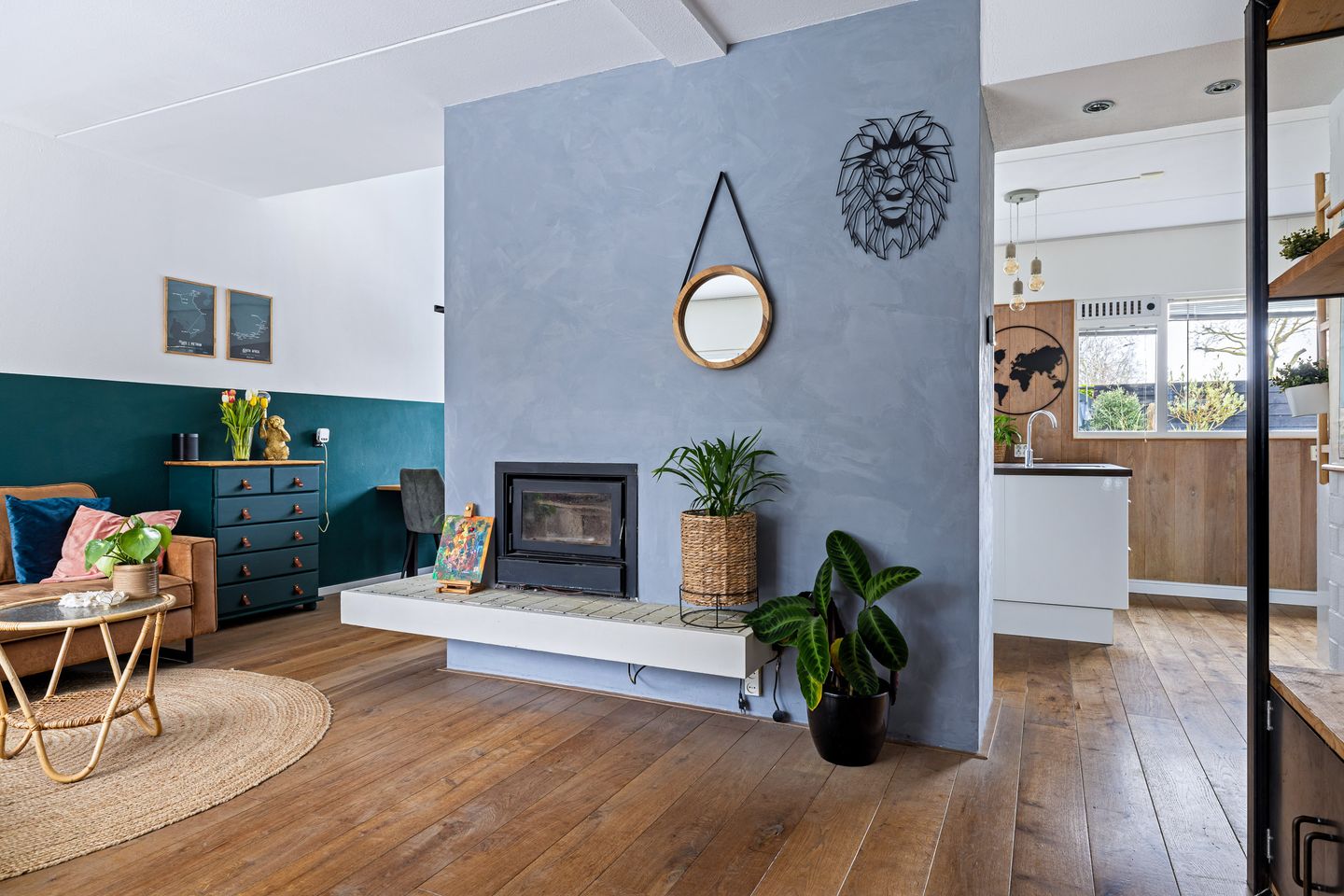 Photo 10 of Moezel 69