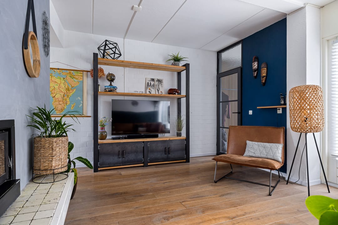 Photo 11 of Moezel 69