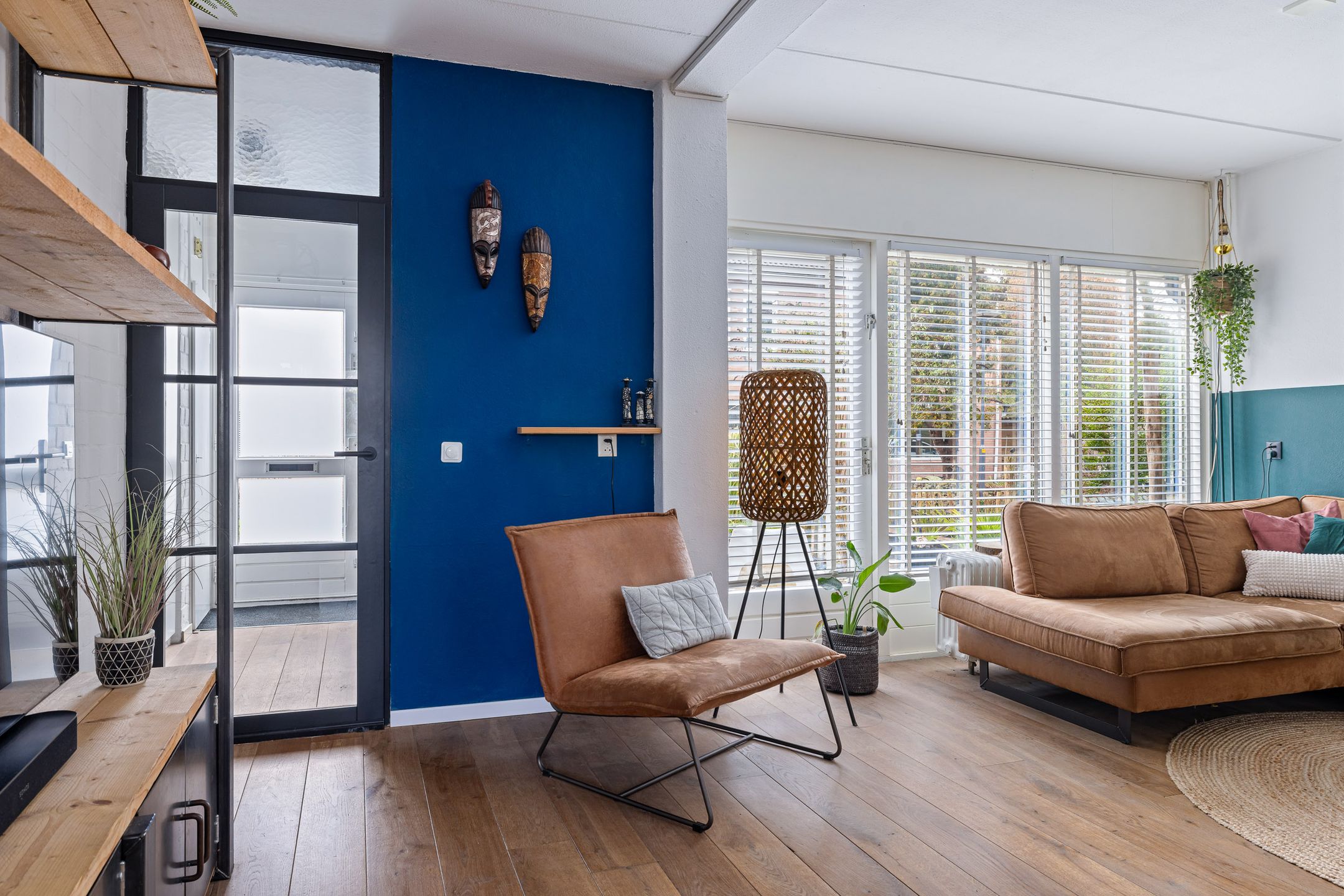 Photo 21 of Moezel 69