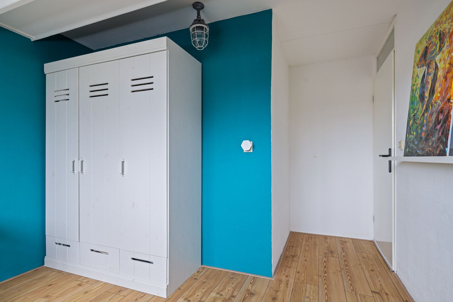 Photo 40 of Moezel 69