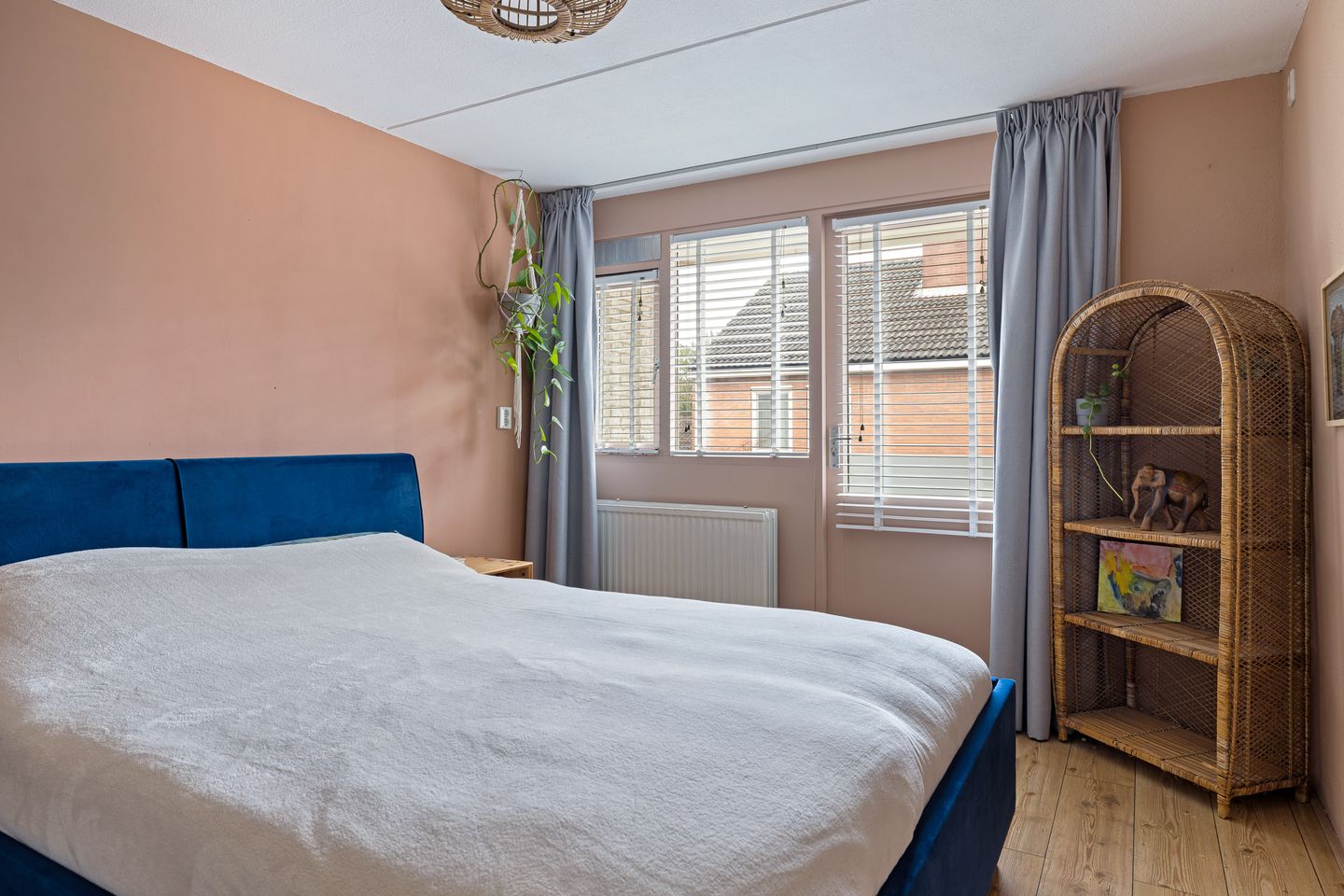 Photo 34 of Moezel 69