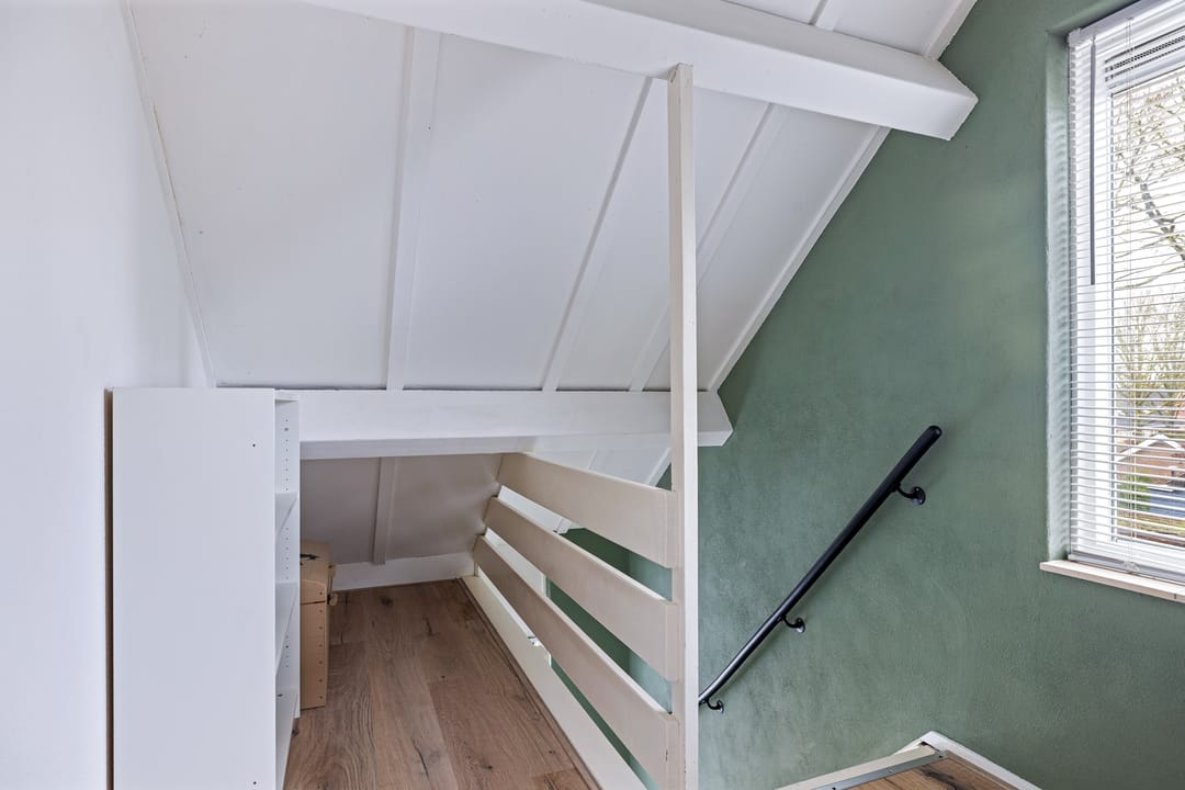 Photo 47 of Moezel 69