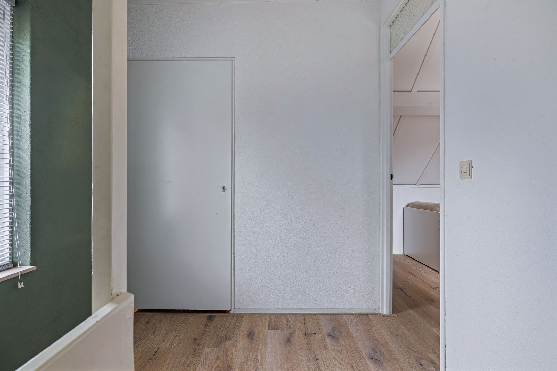 Photo 48 of Moezel 69