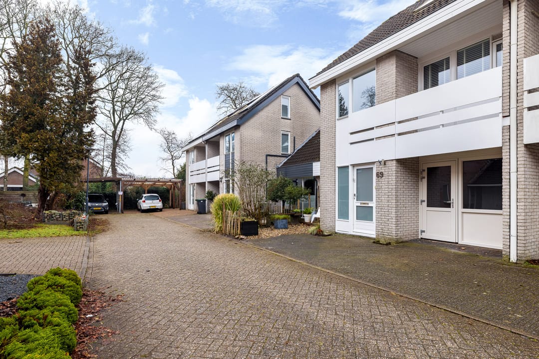 Photo 53 of Moezel 69