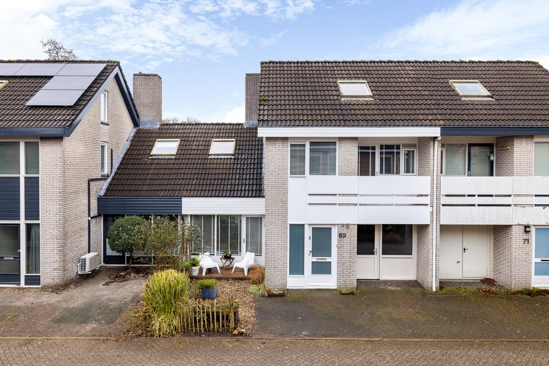 Photo 56 of Moezel 69