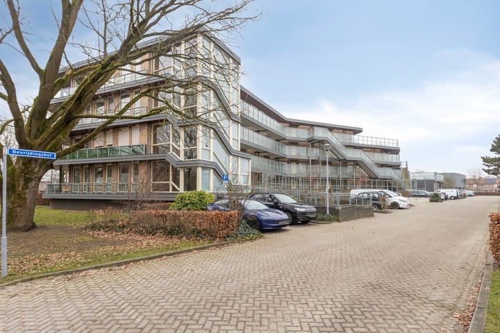 Foto 5 van Bevrijdingshof 1