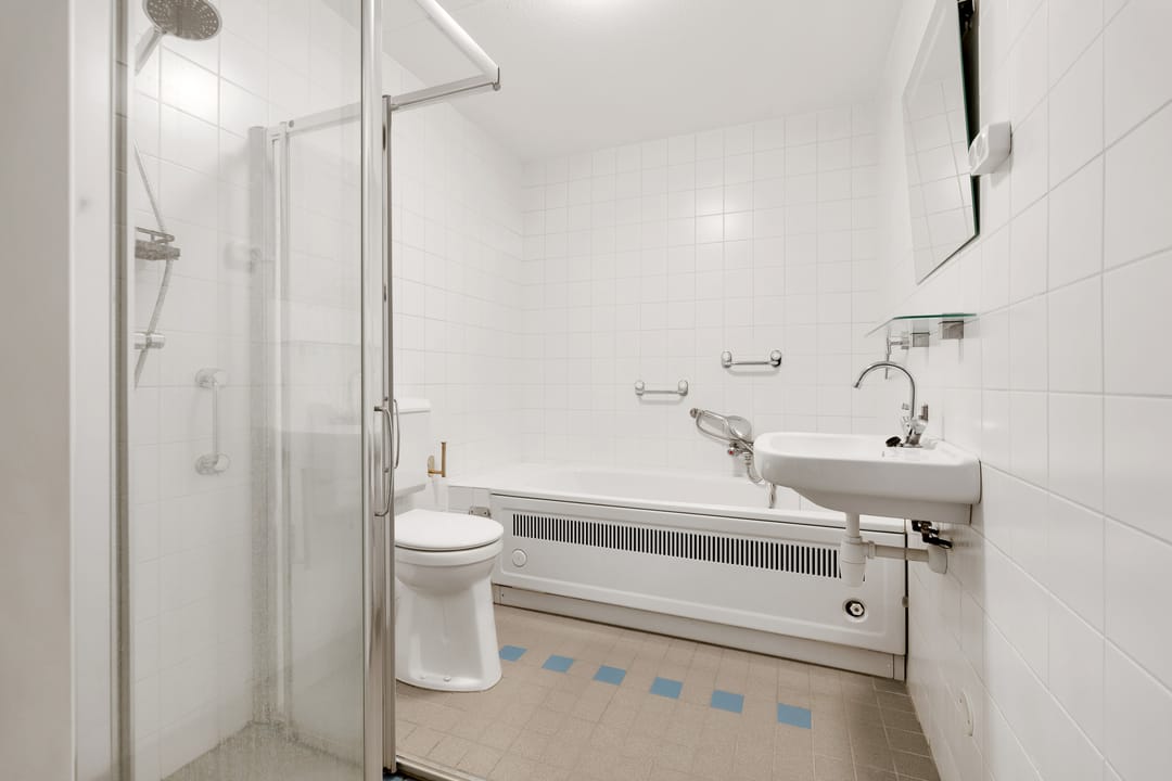 Foto 16 van Zwaardvegerstraat 182