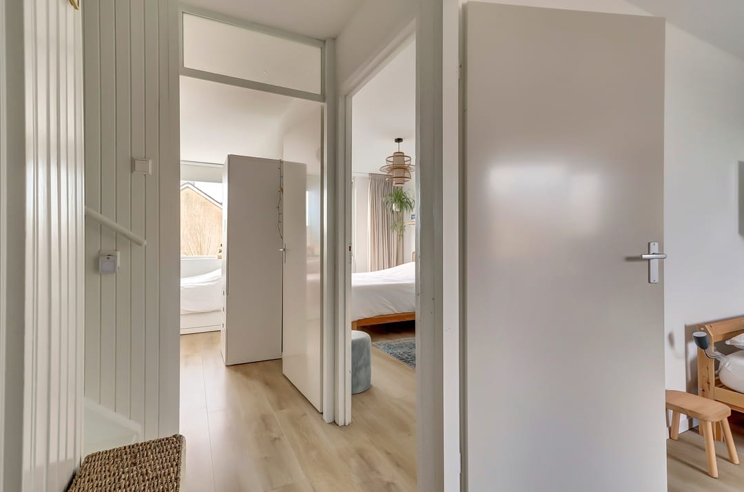 Photo 16 of Valeriaan 41