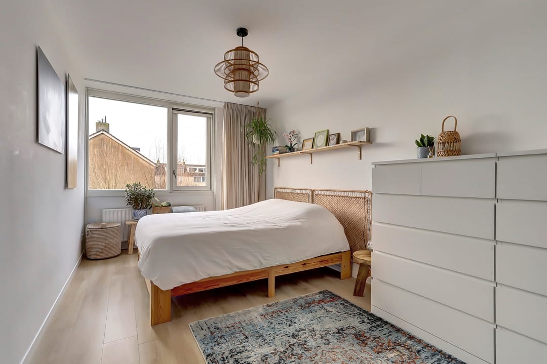 Photo 17 of Valeriaan 41