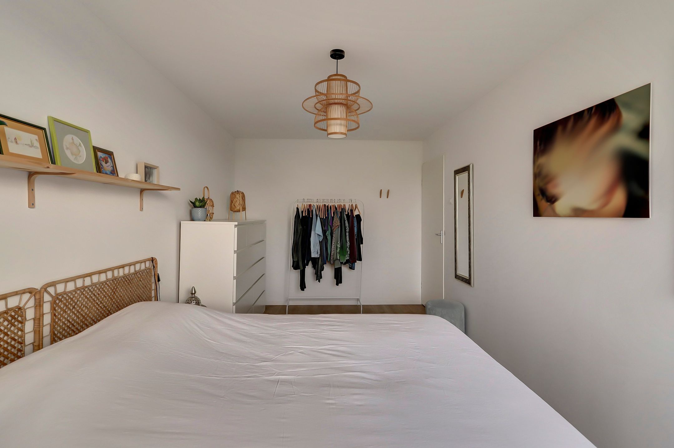 Photo 18 of Valeriaan 41