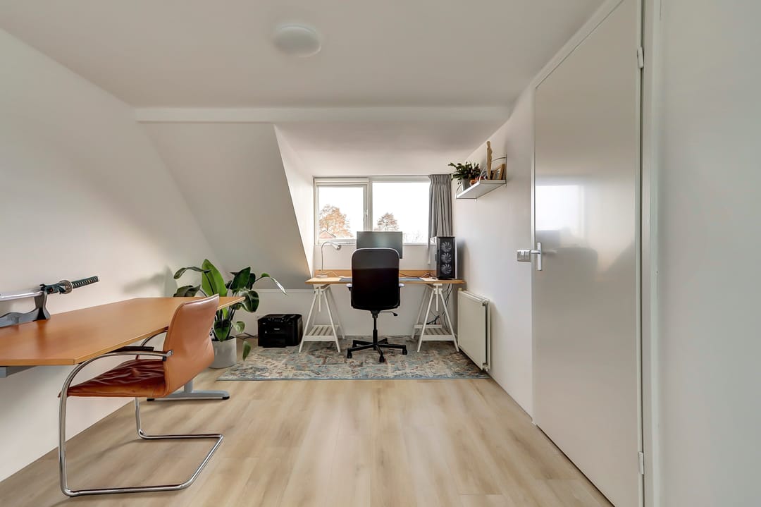 Photo 28 of Valeriaan 41