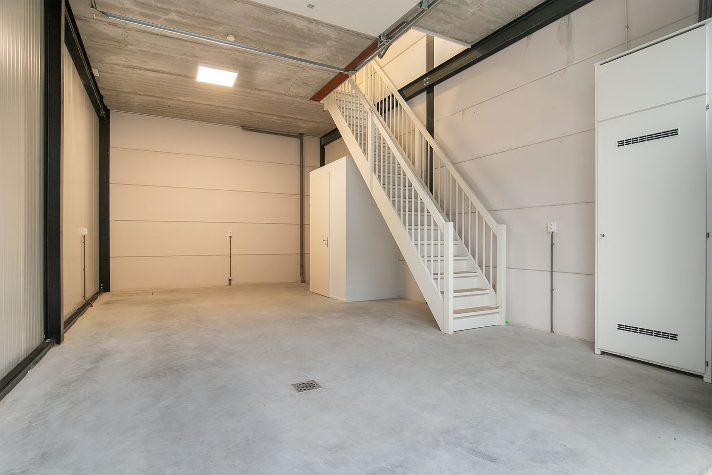 Bekijk foto 4 van Neon 9-j