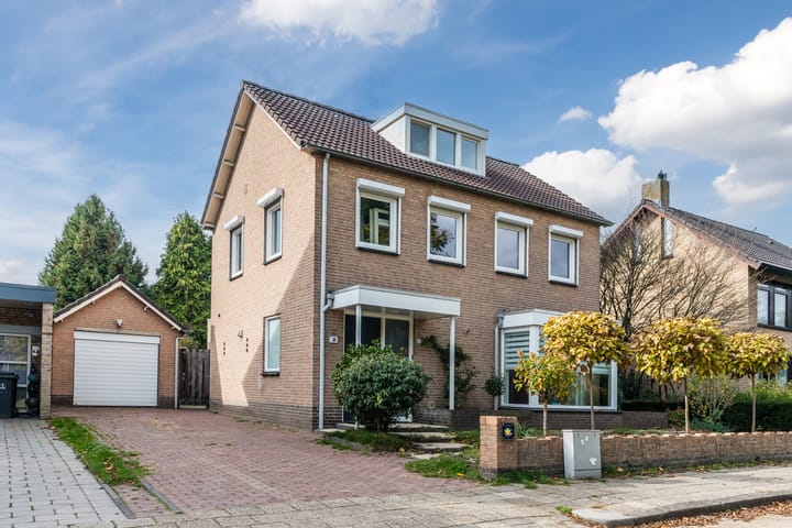 Photo 2 of Sint Willibrorduslaan 13