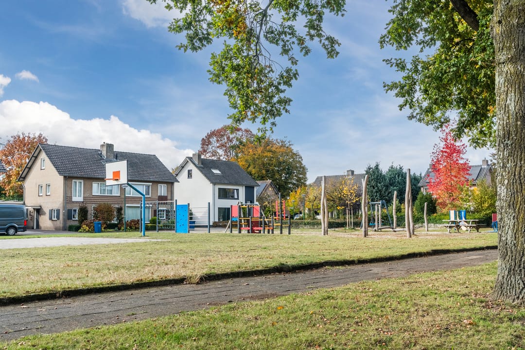 Photo 37 of Sint Willibrorduslaan 13