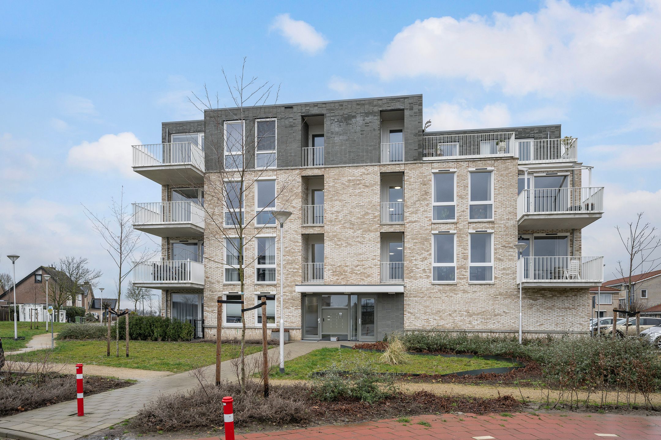 Photo 6 of Frank van Borselenstraat 34