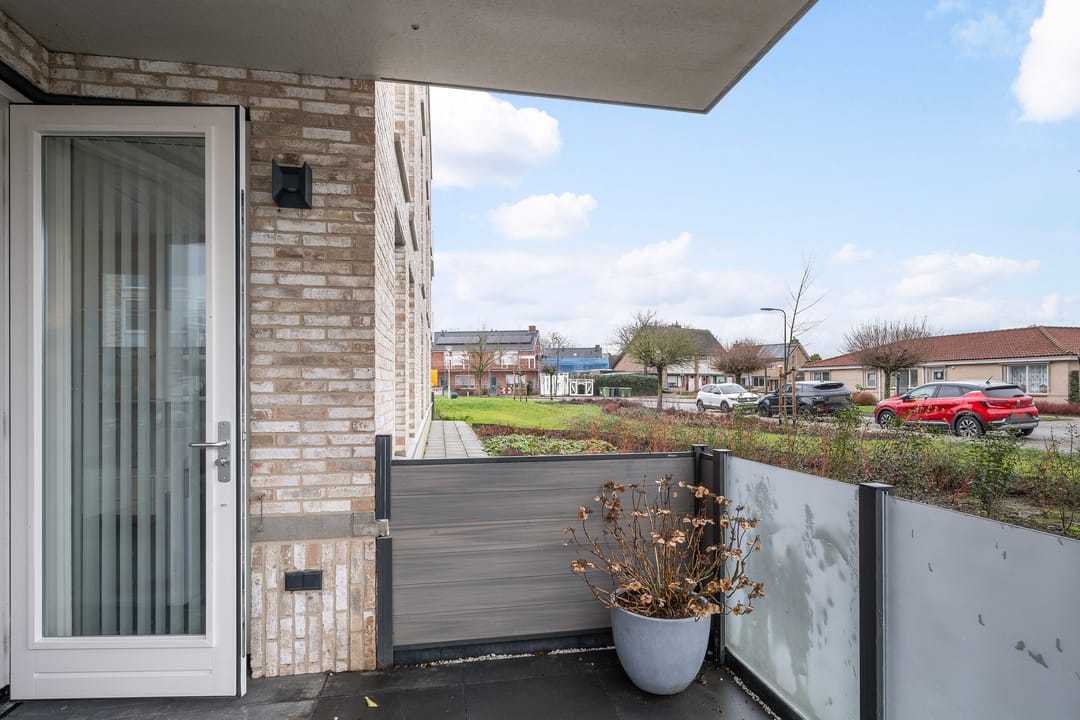 Photo 17 of Frank van Borselenstraat 34