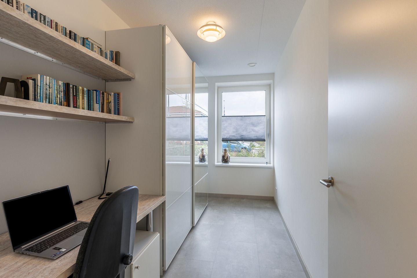 Photo 20 of Frank van Borselenstraat 34