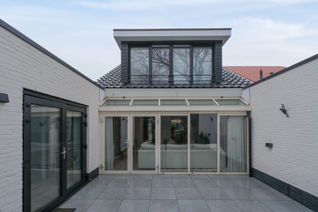 Foto 26 van Tuinvaas 20