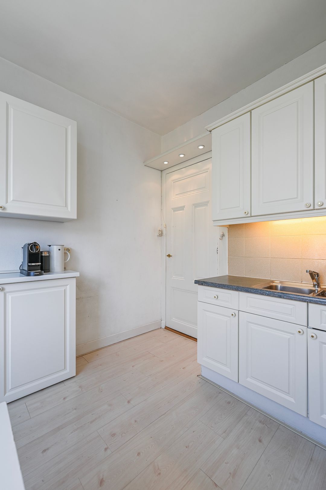 Foto 46 van Antwerpsestraat 8