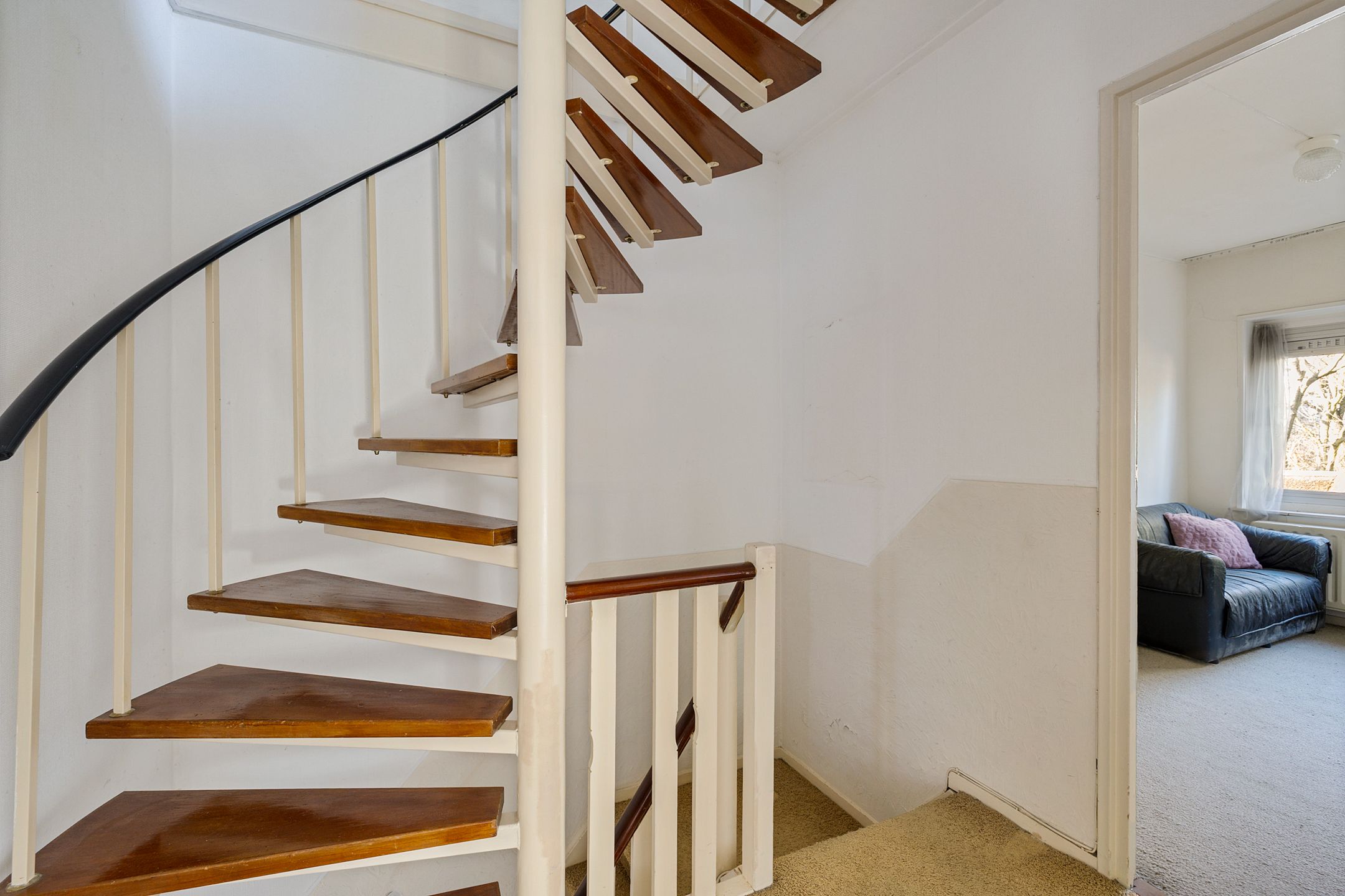 Foto 24 van Leeuwerikstraat 188