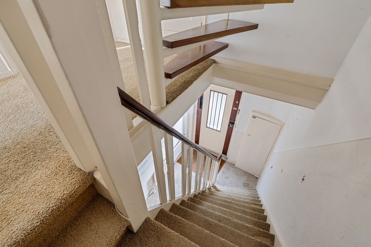 Foto 14 van Leeuwerikstraat 188