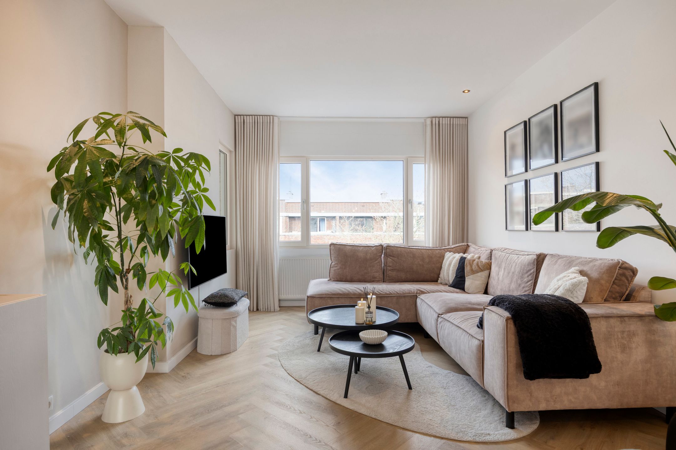 Foto 18 van Juliana van Stolberglaan 355