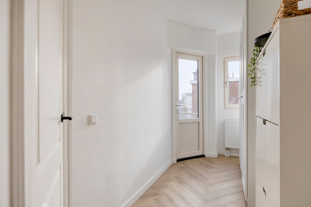 Foto 43 van Juliana van Stolberglaan 355