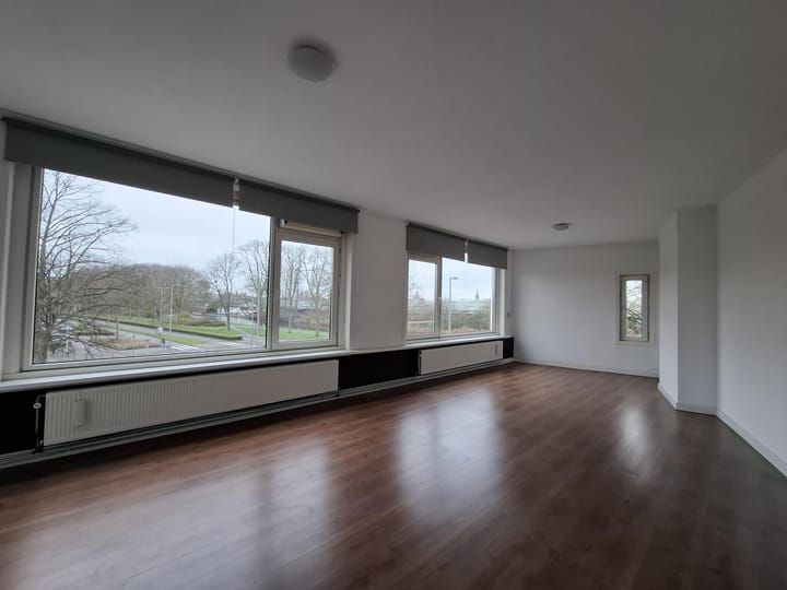 Photo 2 of Bergselaan 30-C