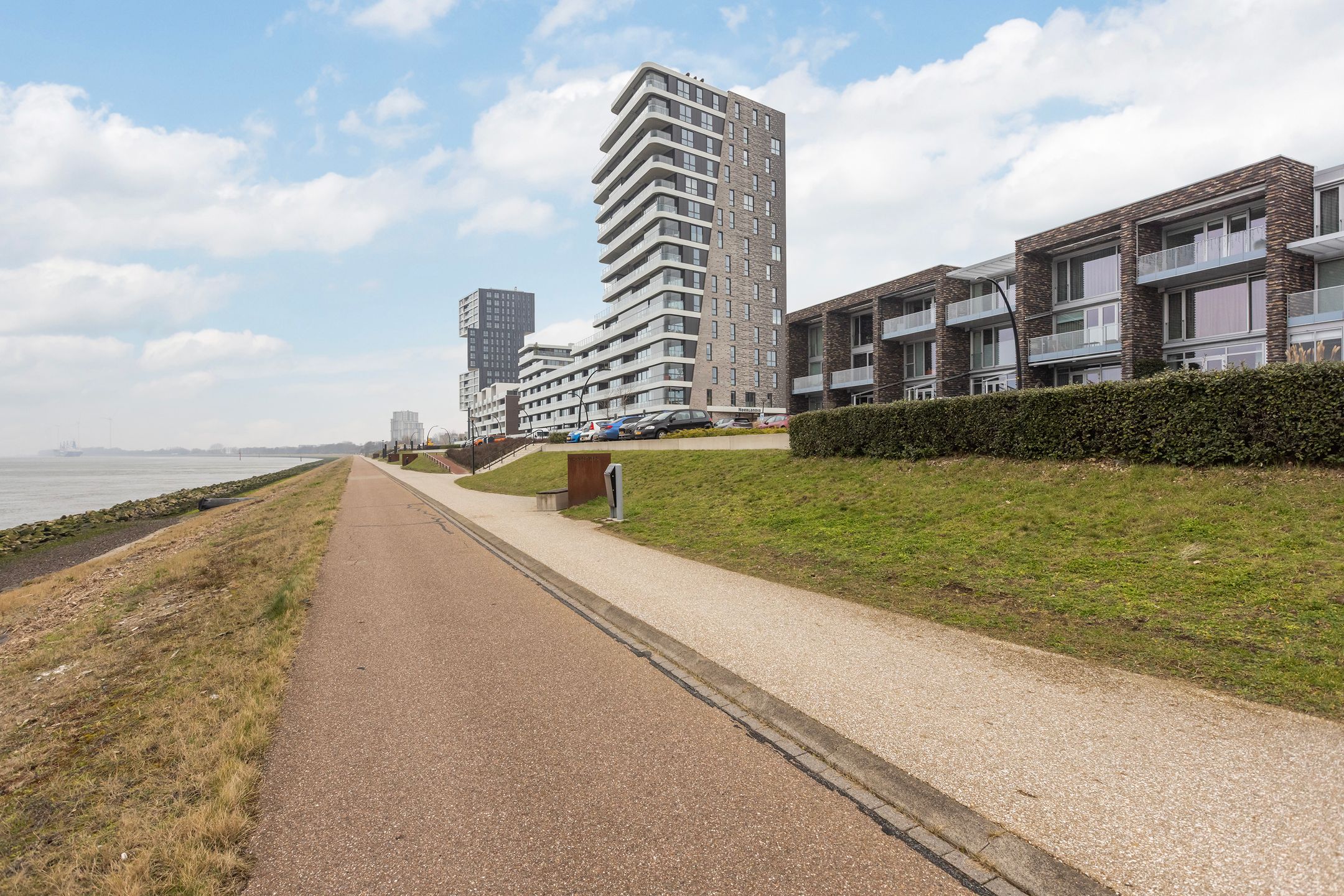 Photo 6 of Doggevaart 84