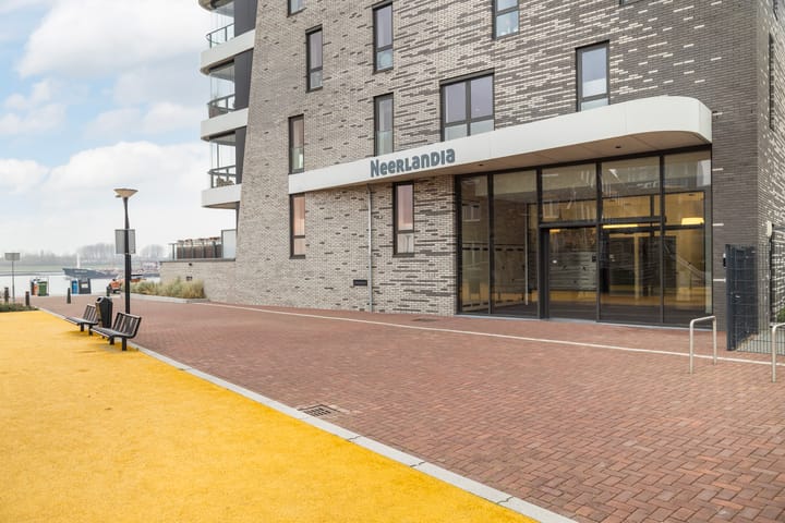 Photo 10 of Doggevaart 84