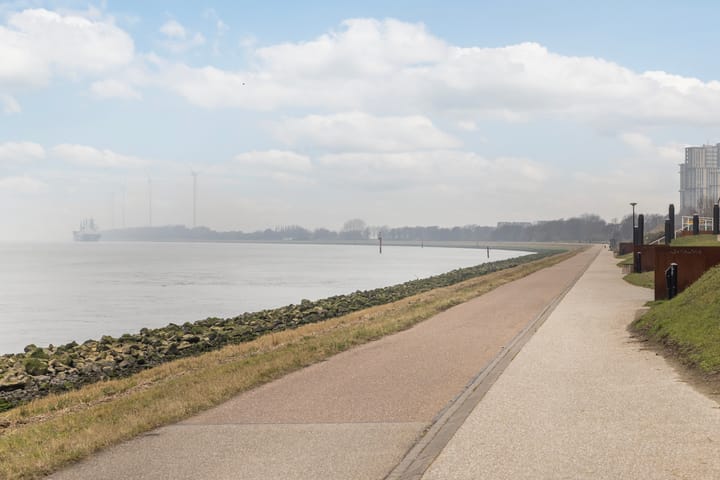 Photo 48 of Doggevaart 84