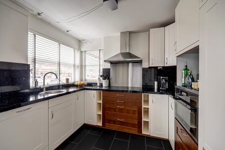 Mark 104 tertiary image