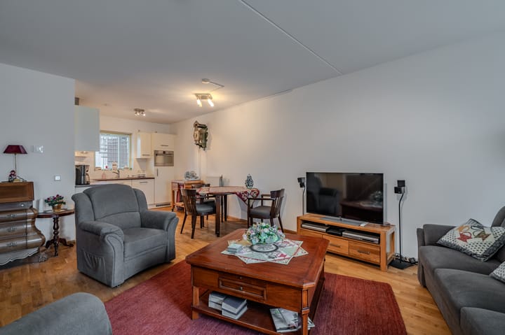 Foto 27 van Burgemeester Venemastraat 11-B3