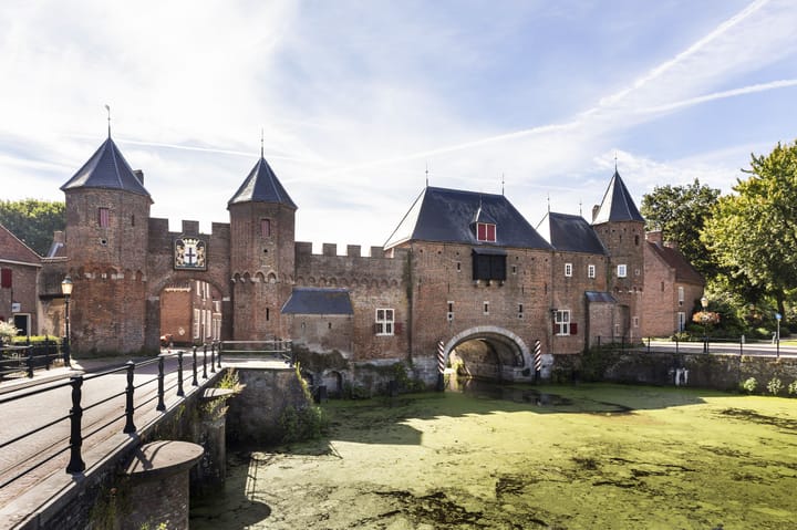 Photo 20 of Hellestraat 11-S