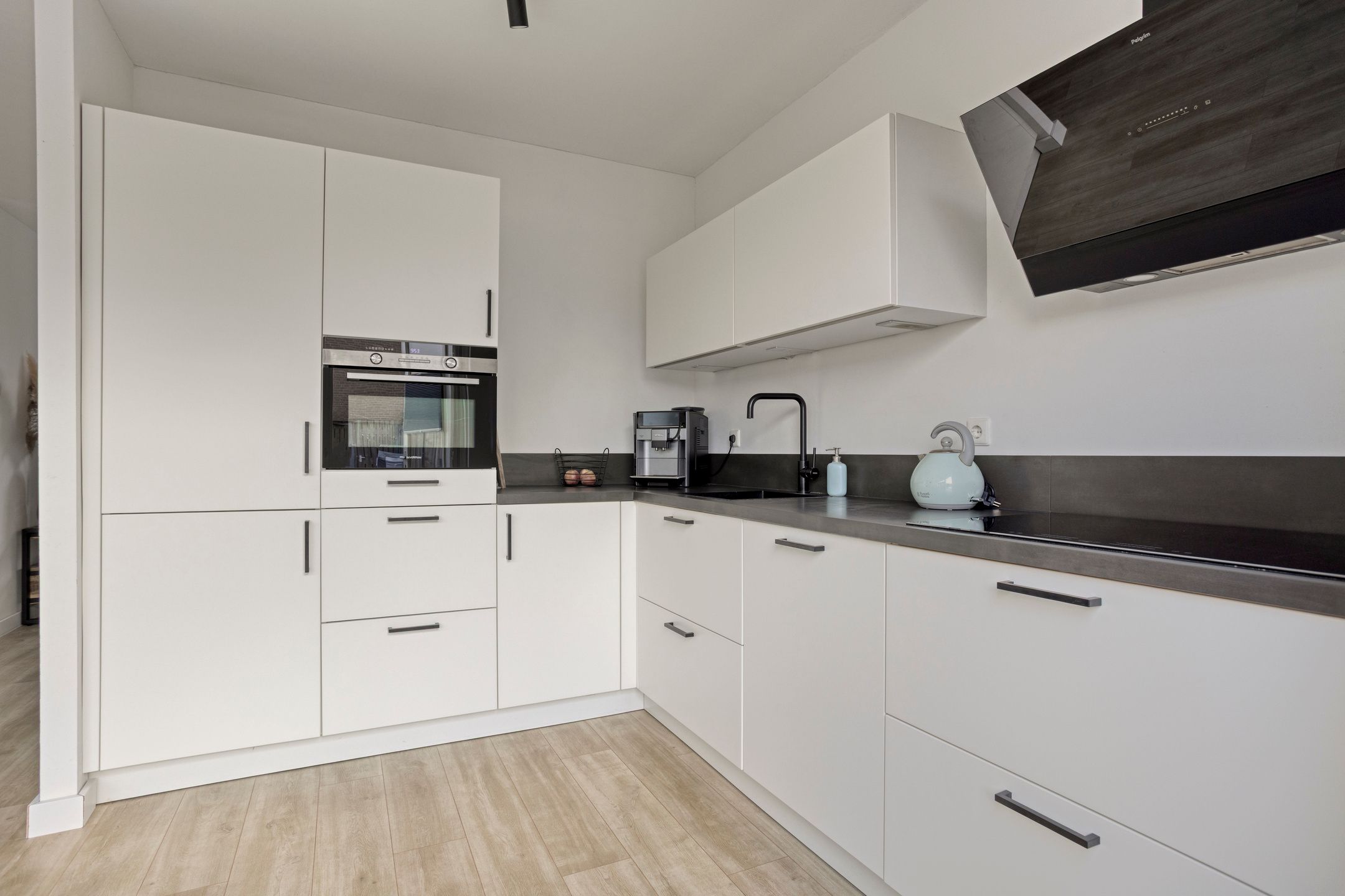 Foto 15 van Ampsen 84