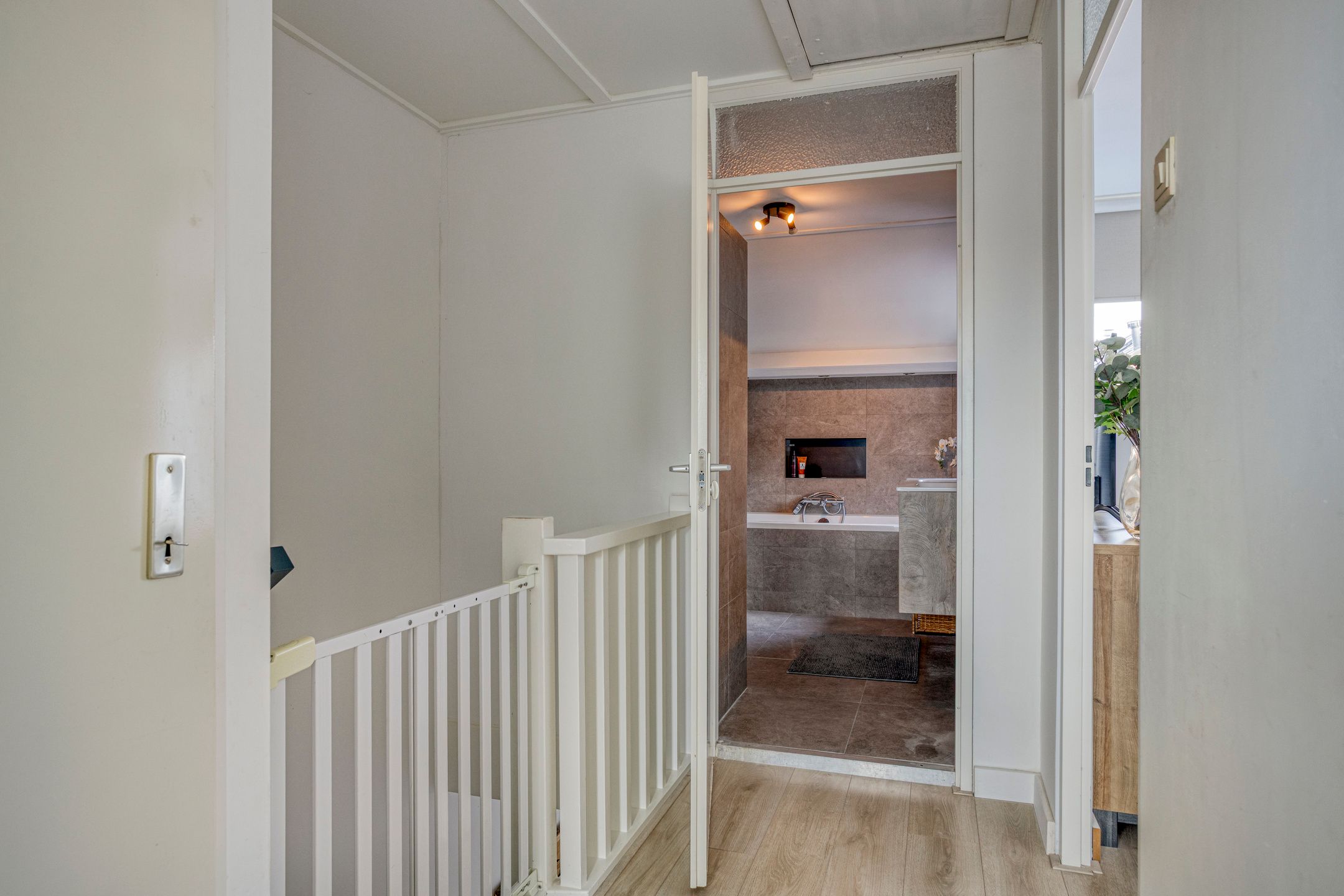 Foto 21 van Ampsen 84