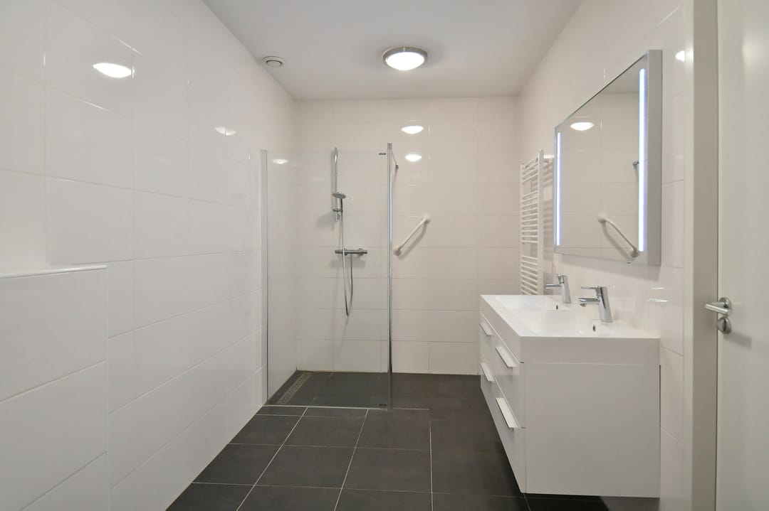 Photo 7 of Naarderstraat 81-30