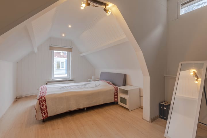 Foto 5 van Zwijndrechtsestraat 38