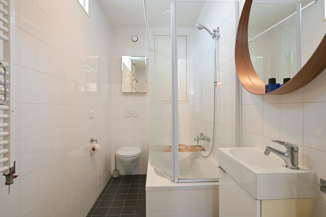 Photo 16 of Willemstraat 49-A