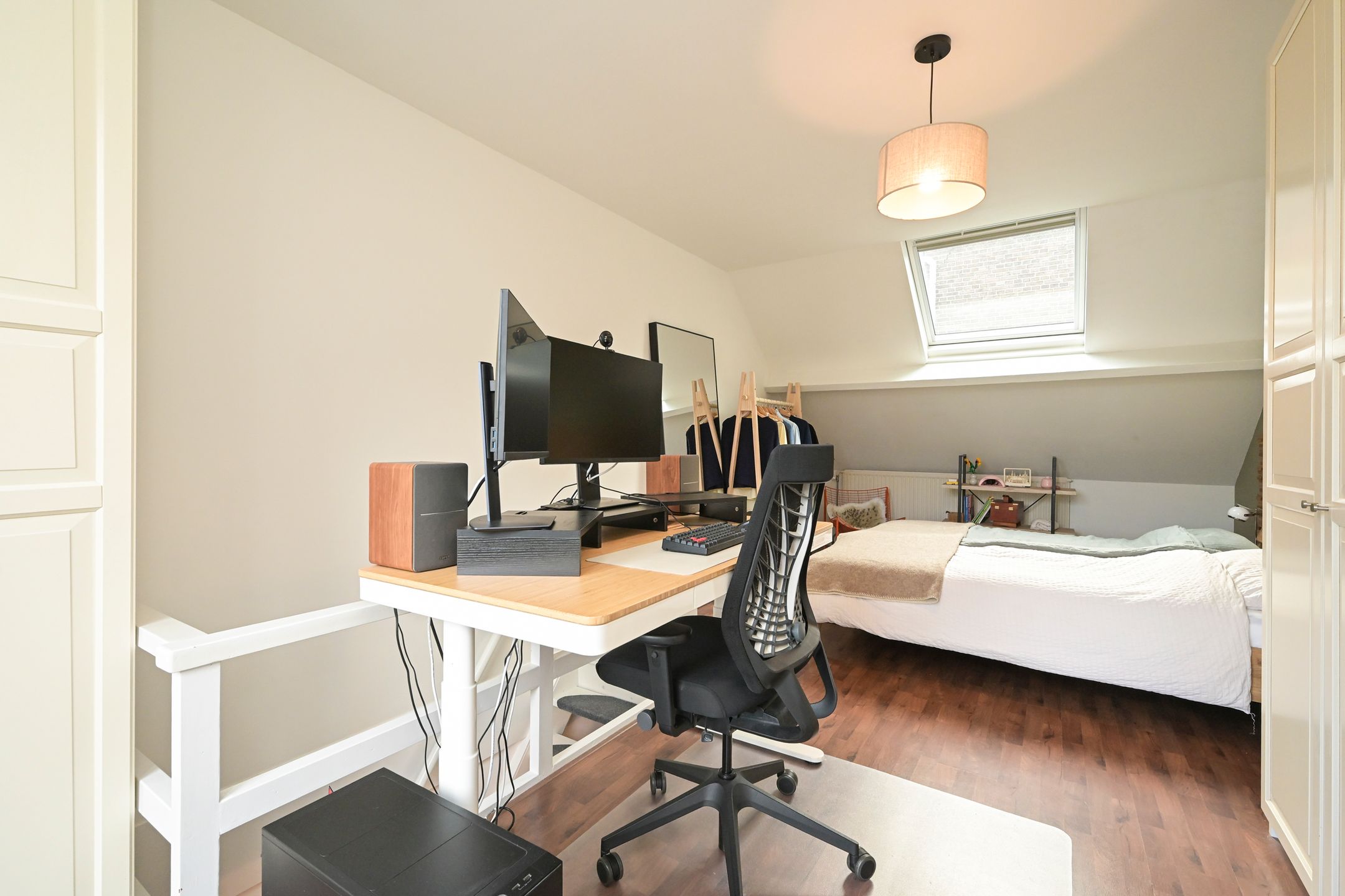 Photo 21 of Willemstraat 49-A