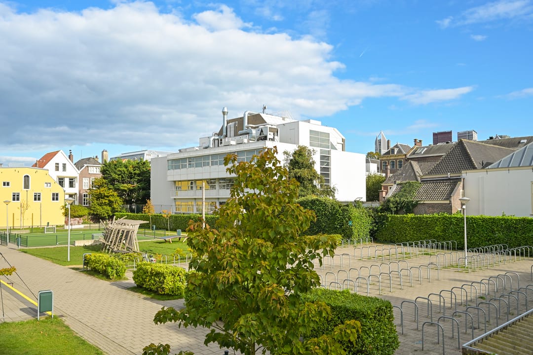 Photo 28 of Willemstraat 49-A